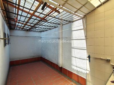 Casa de 4 alcobas en arriendo en Suramericana, Medellín, 253 m² · foto 7 de 19
