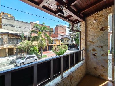 Casa de 4 alcobas en arriendo en Suramericana, Medellín, 253 m² · foto 13 de 19