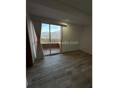 Apartamento de 4 alcobas en venta en Niquia, Bello, 161 m² · foto 12 de 20