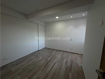 Apartamento de 4 alcobas en venta en Niquia, Bello, 161 m² · foto 2 de 20