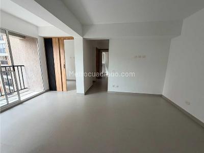 Apartamento de 3 alcobas en venta en Bello, Bello, 54 m² · foto 2 de 14