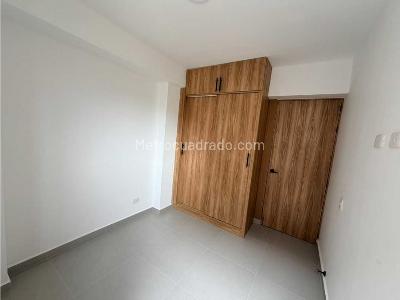 Apartamento de 3 alcobas en venta en Bello, Bello, 54 m² · foto 8 de 14