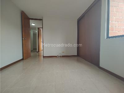 Apartamento de 3 alcobas en arriendo en Poblado Milla De Oro, Medellín, 113 m² · foto 11 de 17