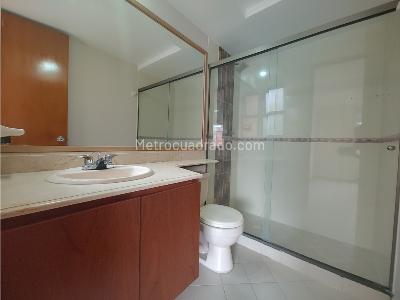 Apartamento de 3 alcobas en arriendo en Poblado Milla De Oro, Medellín, 113 m² · foto 15 de 17