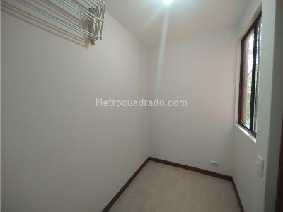 Apartamento de 3 alcobas en arriendo en Poblado Milla De Oro, Medellín, 113 m² · foto 16 de 17