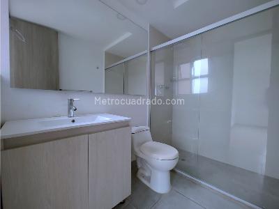 Apartamento de 3 alcobas en arriendo en Poblado Milla De Oro, Medellín, 117 m² · foto 13 de 14
