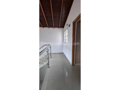 Apartamento de 3 alcobas en venta en Bello, Bello, 90 m² · foto 4 de 16