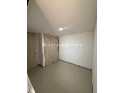 Apartamento de 3 alcobas en venta en Cabañas, Bello, 90 m² · foto 11 de 20