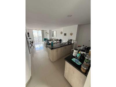Apartamento de 3 alcobas en venta en Cabañas, Bello, 90 m² · foto 5 de 20