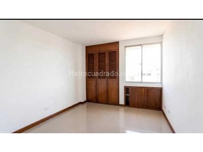 Apartamento de 3 alcobas en venta en La Castellana, Medellín, 104 m² · foto 4 de 12