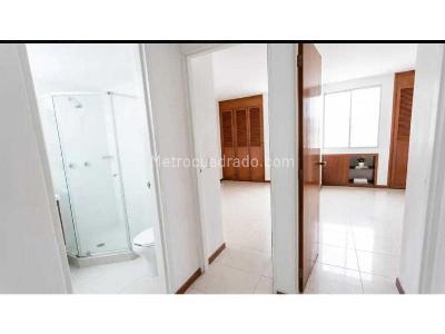 Apartamento de 3 alcobas en venta en La Castellana, Medellín, 104 m² · foto 5 de 12