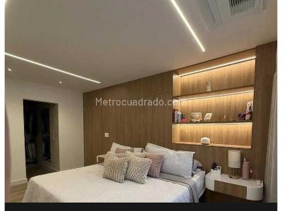 Apartamento en venta en Belen, Medellín · foto 9 de 18