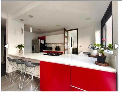 Apartamento en venta en El Poblado, Medellín · foto 7 de 20