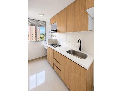 Apartamento de 3 alcobas en venta en Bello, Bello, 60 m² · foto 8 de 20