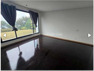 Casa de 3 alcobas en venta en Las Palmas, Medellín · foto 10 de 17