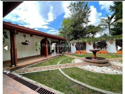 Casa de 3 alcobas en venta en Las Palmas, Medellín · foto 13 de 20