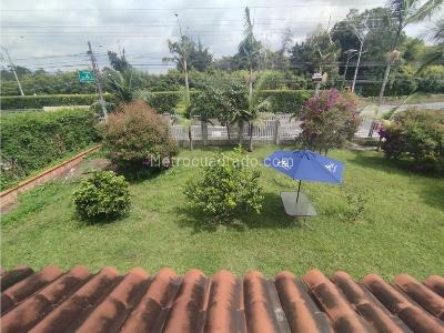 Casa de 4 alcobas en arriendo en San Antonio De Pereira, Rionegro, 350 m² · foto 7 de 20