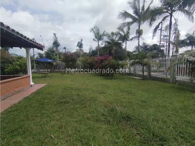 Casa de 4 alcobas en arriendo en San Antonio De Pereira, Rionegro, 350 m² · foto 10 de 20