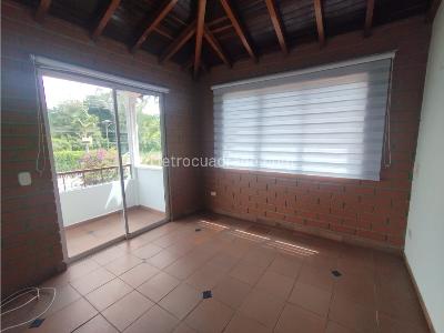Casa de 4 alcobas en arriendo en San Antonio De Pereira, Rionegro, 350 m² · foto 12 de 20