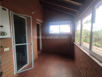 Casa de 4 alcobas en arriendo en San Antonio De Pereira, Rionegro, 350 m² · foto 16 de 20