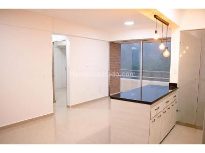 Apartamento de 2 alcobas en venta en Amazonia, Bello, 64 m² · foto 6 de 18