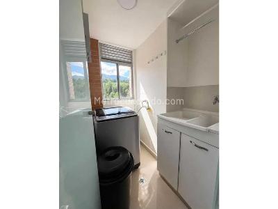 Apartamento de 2 alcobas en venta en Amazonia, Bello, 64 m² · foto 17 de 18