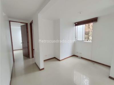 Apartamento de 2 alcobas en arriendo en Loma Del Indio, Medellín, 65 m² · foto 5 de 15