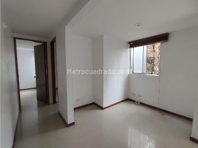 Apartamento de 2 alcobas en arriendo en Loma Del Indio, Medellín, 65 m² · foto 8 de 15