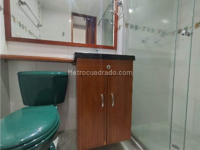 Apartamento de 2 alcobas en arriendo en Loma Del Indio, Medellín, 65 m² · foto 9 de 15