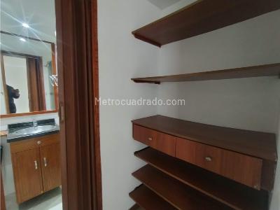 Apartamento de 2 alcobas en arriendo en Loma Del Indio, Medellín, 65 m² · foto 10 de 15