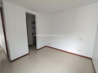 Apartamento de 2 alcobas en arriendo en Loma Del Indio, Medellín, 65 m² · foto 11 de 15
