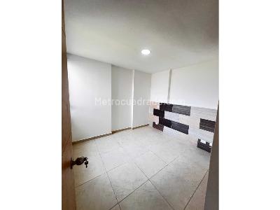 Apartamento de 3 alcobas en venta en La Gabriela, Bello, 72 m² · foto 6 de 16