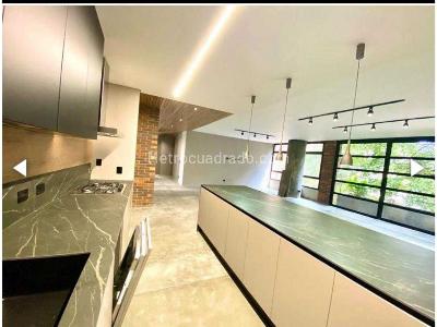 Apartamento de 3 alcobas en venta en El Poblado, Medellín, 202 m² · foto 8 de 20