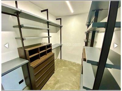 Apartamento de 3 alcobas en venta en El Poblado, Medellín, 202 m² · foto 14 de 20
