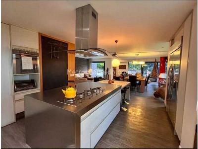 Apartamento de 3 alcobas en venta en El Poblado, Medellín, 400 m² · foto 4 de 20