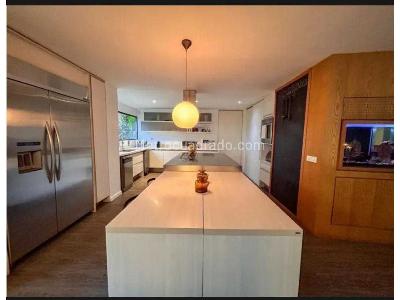 Apartamento de 3 alcobas en venta en El Poblado, Medellín, 400 m² · foto 7 de 20