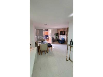 Apartamento de 2 alcobas en venta en Niquia, Bello, 113 m² · foto 2 de 14