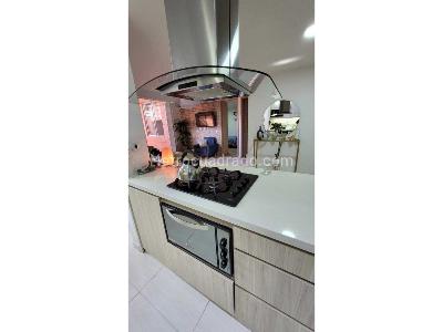 Apartamento de 2 alcobas en venta en Niquia, Bello, 113 m² · foto 3 de 14