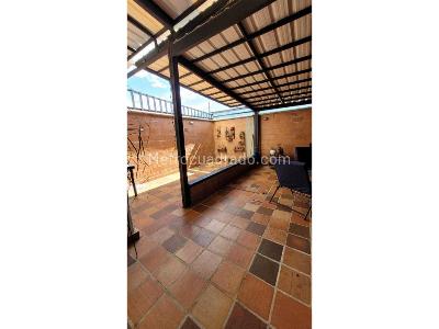 Apartamento de 2 alcobas en venta en Niquia, Bello, 113 m² · foto 10 de 14