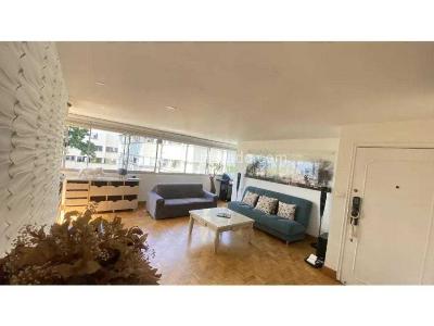 Apartamento de 3 alcobas en venta en El Poblado, Medellín, 158 m² · foto 2 de 20