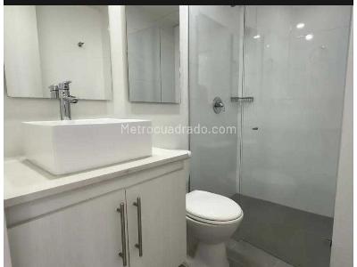 Apartamento de 3 alcobas en venta en El Poblado, Medellín, 107 m² · foto 11 de 20