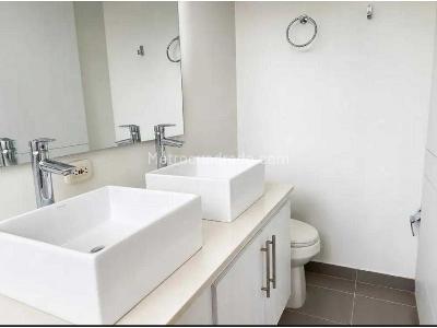 Apartamento de 3 alcobas en venta en El Poblado, Medellín, 107 m² · foto 3 de 20