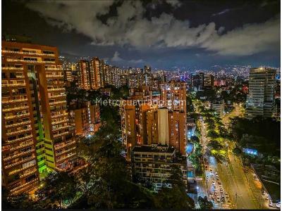 Apartamento en venta en El Poblado, Medellín · foto 2 de 18