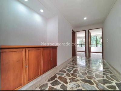 Apartamento en venta en El Poblado, Medellín · foto 11 de 20