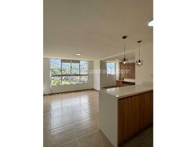 Apartamento de 2 alcobas en venta en Bello, Bello, 55 m² · foto 2 de 15