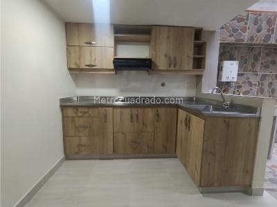 Casa en arriendo en Lopez De Mesa, Medellín · foto 2 de 12