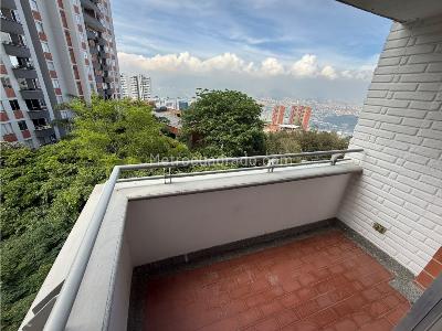 Apartamento de 2 alcobas en arriendo en Loma Del Indio, Medellín, 60 m² · foto 2 de 11