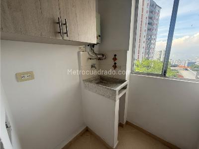 Apartamento de 2 alcobas en arriendo en Loma Del Indio, Medellín, 60 m² · foto 9 de 11