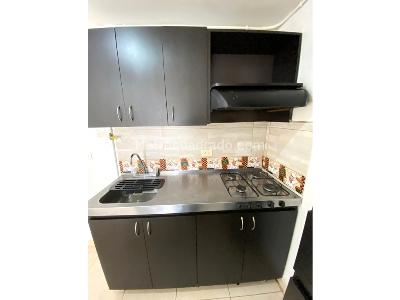 Apartamento de 3 alcobas en arriendo en Florencia, Medellín, 80 m² · foto 4 de 20
