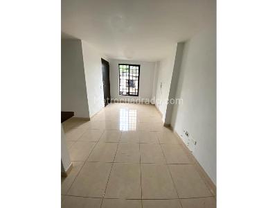 Apartamento de 3 alcobas en arriendo en Florencia, Medellín, 80 m² · foto 9 de 20